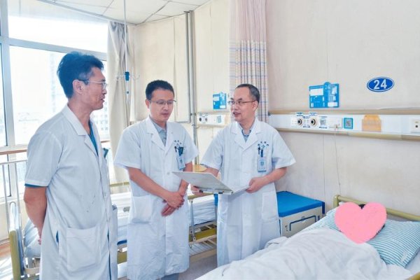 悦配资 创伤骨科与手足外科正式开诊!显微镜下奇迹“复活”断指!